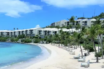 Image de St Thomas 2br Villa: Steps to Beach, Pool & Views