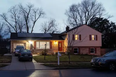 Image de Modern Comfort house & Convenience Near Dc