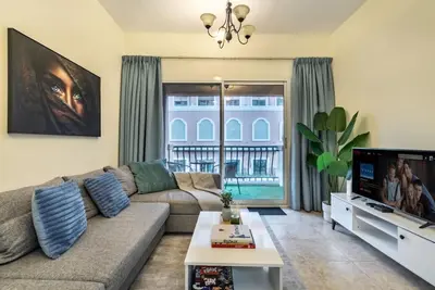 Image de Spacious 1-Br Opposite Mall with Huge Pool & Gym