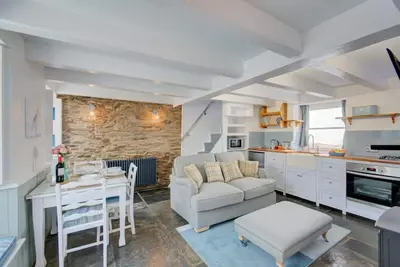 Image de 2 Bed in West Looe (oc-l30054)