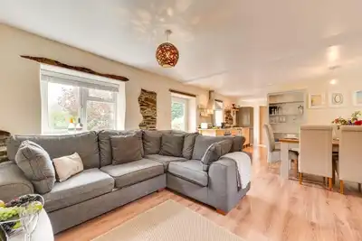 Image de 4 Bed in Jacobstow (oc-barn02)
