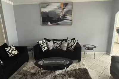 Image de My home is location 15 mins from downtown Houston.