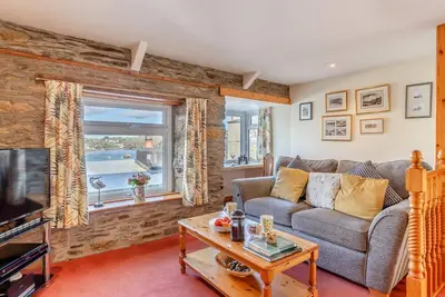 Image de 2 Bed in Polruan (oc-denzil)