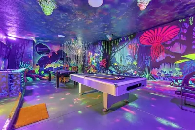 Image de Magnificent 15-bedroom/15 bath villa, Sleeps 34, 15mins to Disney