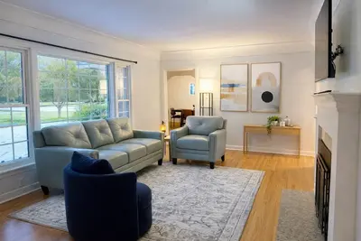 Image de Bluebird Homestay Single-Level Home, 5 Min to Mayo