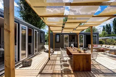 Image de Cottage Friends 7 pièces 10 personnes Climatisé ****