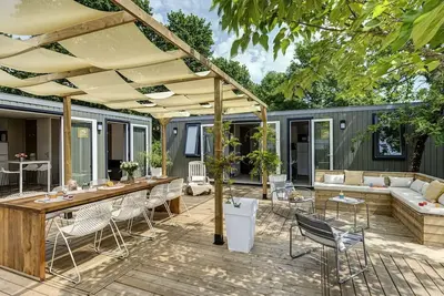 Image de Cottage Friends 7 pièces 10 personnes****