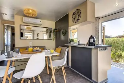 Image de Cottage Luxe Keywest 5 pièces 7 personnes Climatisé Premium