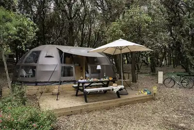 Image de Tente Insolite Panorama 3 pièces 5 personnes Sans Sanitaire
