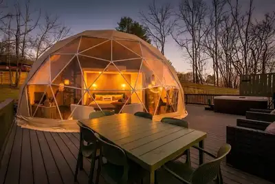 Image de Sky Dome - Romantic Stay + Hot Tub + Wi-Fi + A/C