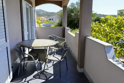 Image de Wohnung in Vinišće mit privatem Parkplatz by Interhome