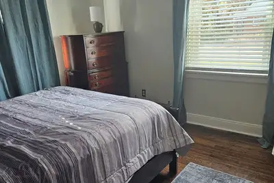 Image de Superb 3-bedroom house. Minutes away from major hospitals. Close to Vuu and Vcu.