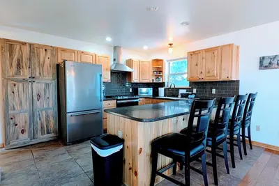 Image de Ski Monarch / Hot Tub / Cozy / Spacious