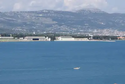 Image de Wohnung mit herrlichen Blick aufs Meer und Grill by Interhome