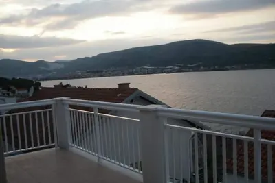 Image de im 2. Stock mit Balkon und Meerblick by Interhome