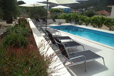 Image de Apartments Bikić by Interhome