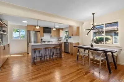 Image de Charming, Spacious 5-bedroom house with amenities in vibrant Denver