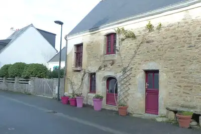Image de Typique maison bretonne proche de la mer