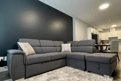 2br / Self Check-in / Fast Wifi / Nespresso / Fireplace & String Lights