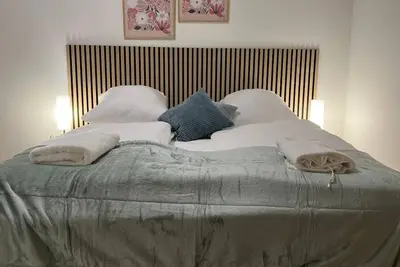 Image de Lovely 3br Apt. with Balcony near Rennweg station