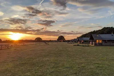 Image de Hideaway, dog friendly glamping site in Norfolk, sleeps six people
