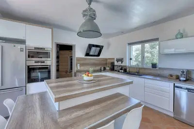 Image de Villa Provençale dans la nature sans vis à vis | Piscine | Climatisation | 8 pax