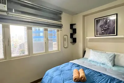 Charming, Comfy and Stylish Condo Stay!