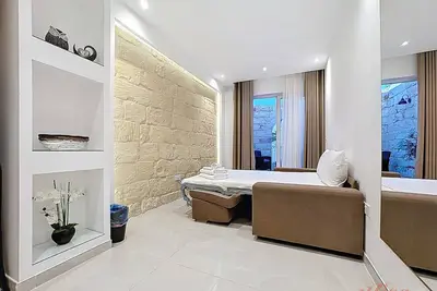 Image de Rooftop Oasis with Plunge Pool & Bbq