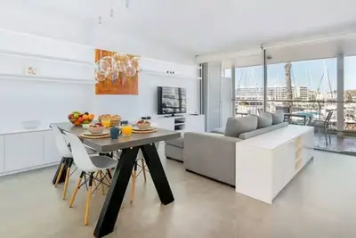 Image de Be inside the Marina!