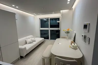 Image de [15 mins to Hongdae] Newly built two-room building