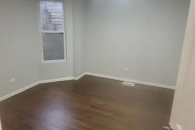 Image de Spacious 4-bedroom apartment in gorgeous Chicago with Ac and gym