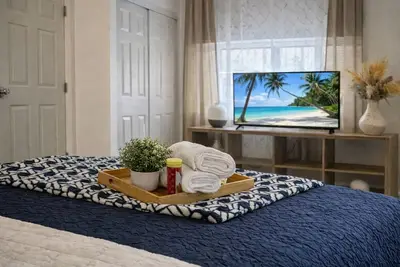 Image de Townhouse moderne à North Miami près du Hard Rock Stadium et plages