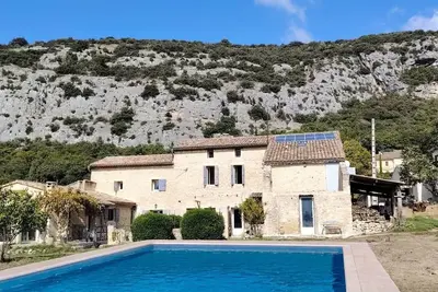 Image de Les Oliviers, gîte 4 p au pied du Mont Ventoux