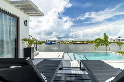 Image de Villa Seabreeze & Pool Club at Mahogany Bay