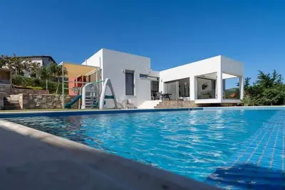 Image de Villa Kathy with Pool and Sea Views