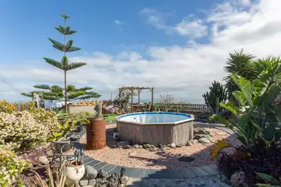 Image de Maison de vacances 'Appartement avec vue sur la mer et piscine' avec Wi-Fi