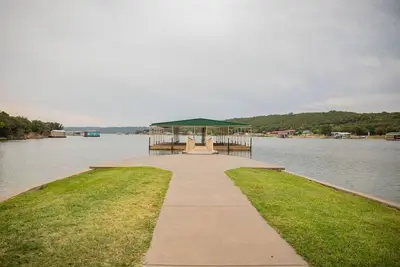 Image de Water front cabin #12 Cabin in Graham, steps from Possum Kingdom Lake