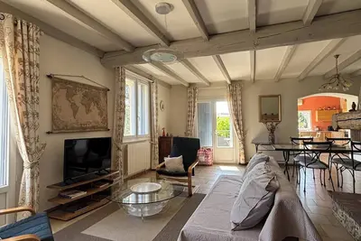 Image de Le Clos Elie, ancien domaine viticole entre la méditerranée et les Cévennes