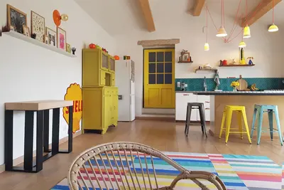 Image de Maison atypique dans le Luberon avec Piscine hors-sol