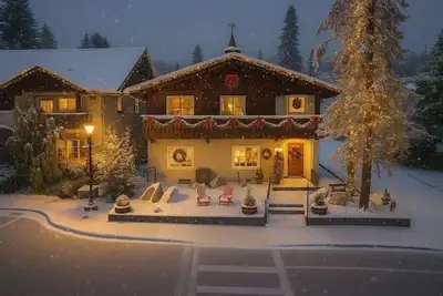 Image de DownTown-Townhouse-HotTub-Barrel Sauna-8 People