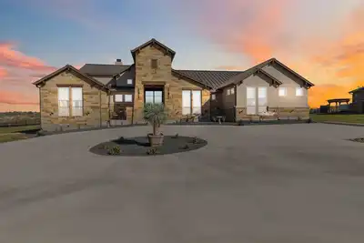 Image de Magnolia Ranch Cottage • Private Luxury Retreat ★New · 5 bedrooms · 5bd · 4ba