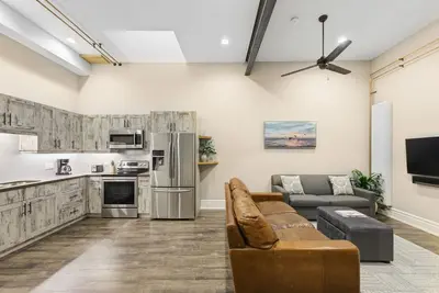 Image de 124 Hurontario Unit 3