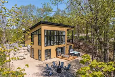 Image de Chalet Le Greenwood - Vue Montagnes & Spa privé