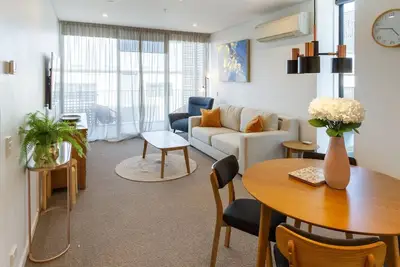 Image de Central City 2br Apartment + Carpark & Lift