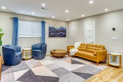 Image de Luxury, well stocked Murray apartment.