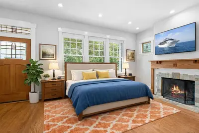 Image de 2025 New-Build Spacious Victorian 4br Gem @ Ut w/ FreeParking ❤️