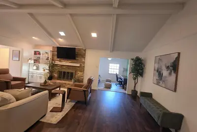 Image de Spacious 4-Bedroom Home in Windsong, Richardson  Pet-Friendly & Cozy