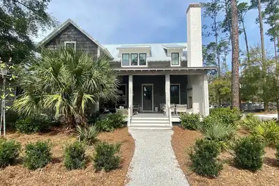 Image de Cozy Fireplace on the Porch + Bunk Room, Close to Moreland Treehouse