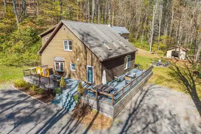 Image de Modern 4br Cooperstown Retreat • Sleeps 10 • 18 Private Acres