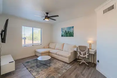 Image de Beautiful 3br/2ba - Pool & Gym